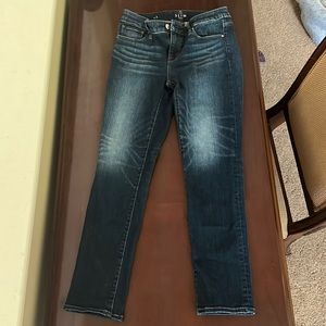 White House black market size 2 jeans
